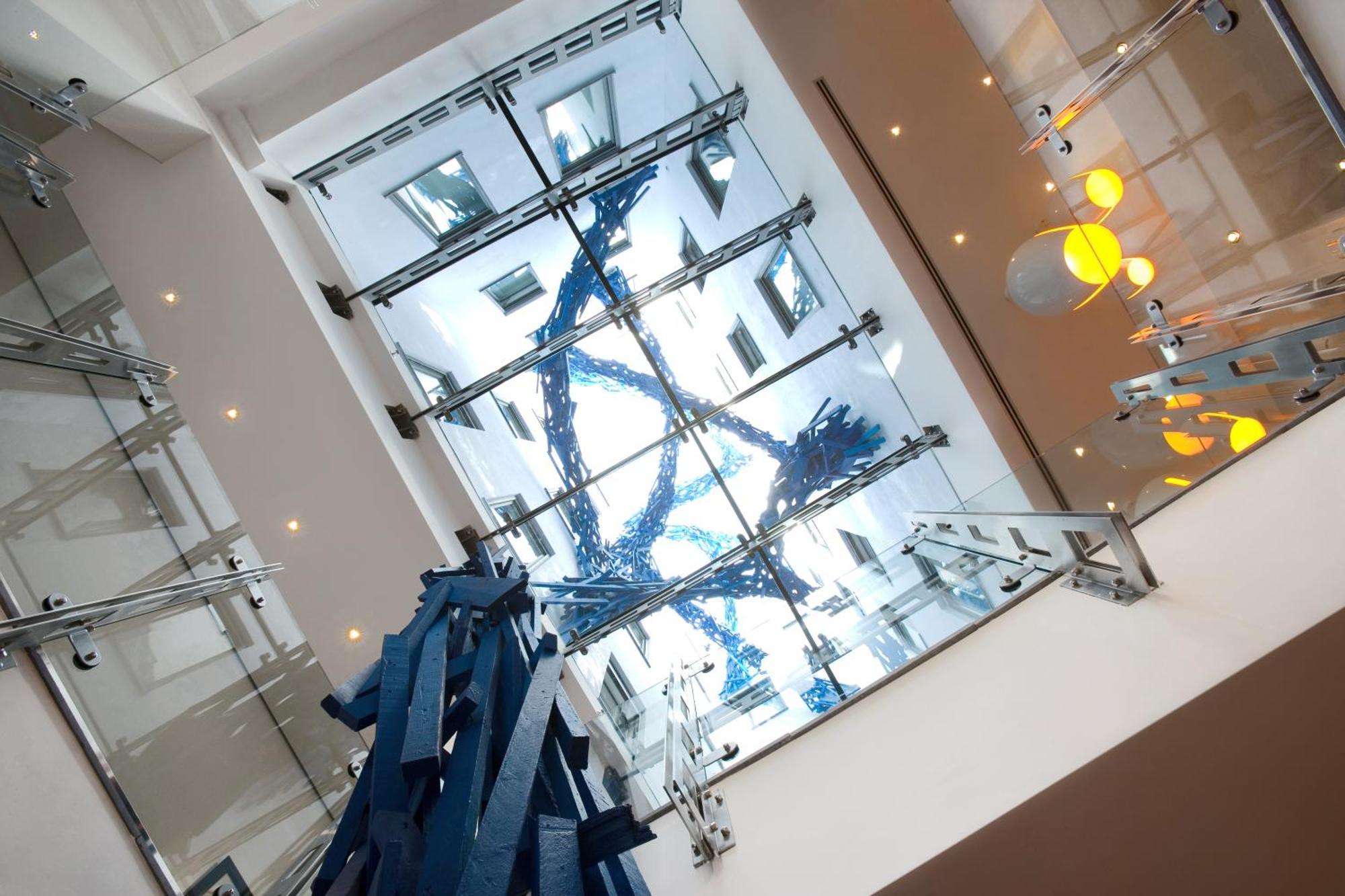 Hotel Aqua By Happyculture Saint-Gilles Bagian luar foto