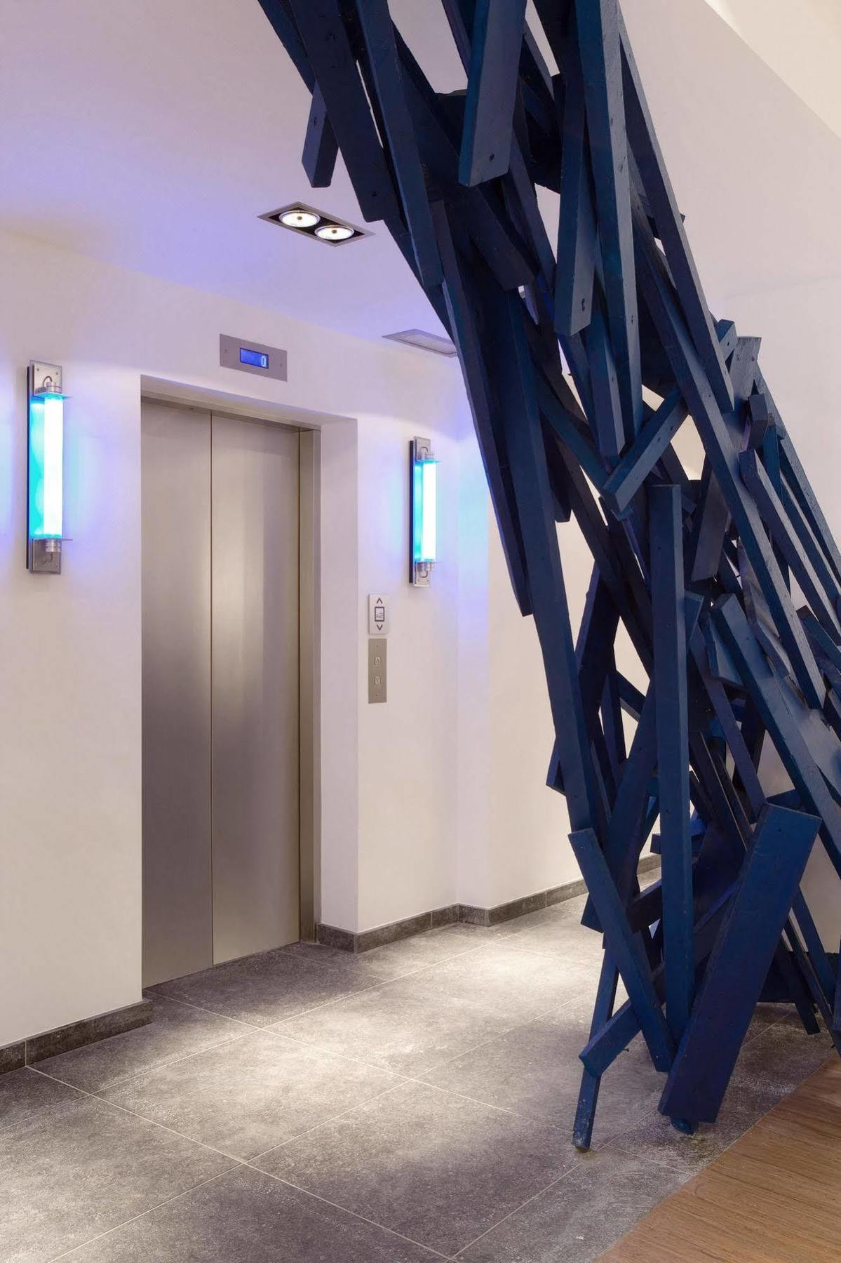 Hotel Aqua By Happyculture Saint-Gilles Bagian luar foto